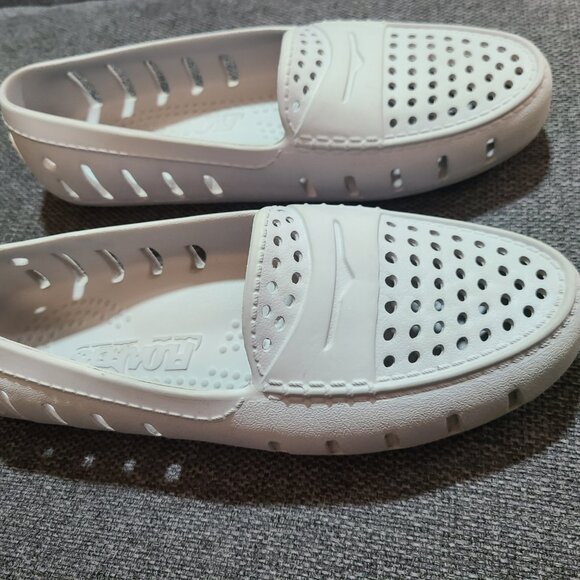 Floafers Gray Posh Driver Women's Size 7 - Picture 2 of 7